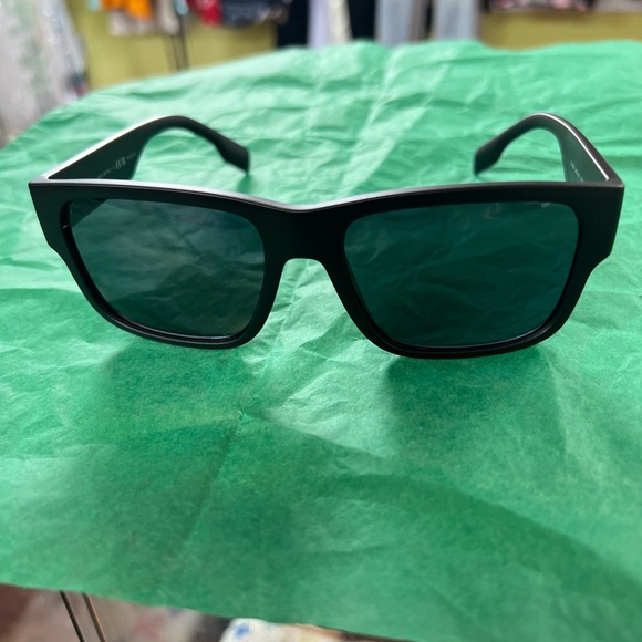 burberry shades for ladies